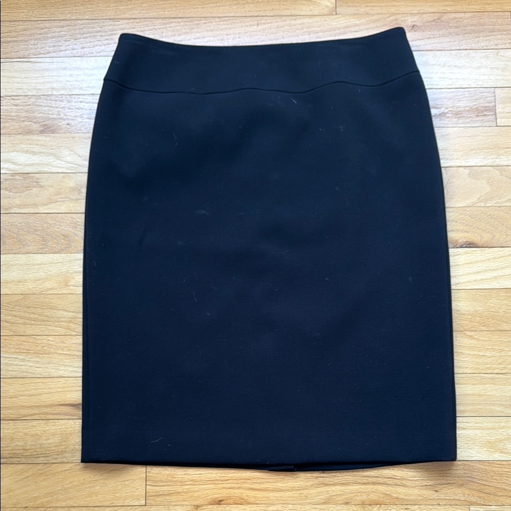 Talbots Women's Elegant Black Women's Skirt, size 10